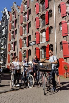 An Amsterdam story with a New York connection